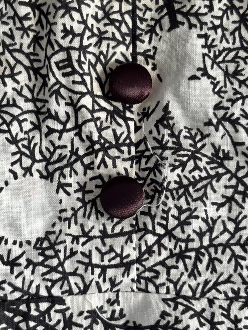 1950s Black Clover Print Cotton Fit & Flare Day Dress - Picture 13 of 15